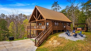 With open skies above and trees all around, Scenic Seclusion offers the perfect blend of privacy and connection to nature.