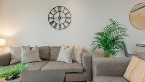 The décor of this property brings a sense of relaxation
