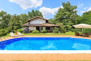Villa Le Querce - Agrate, Lake Maggiore - NORTHITALY VILLAS Vacation rental