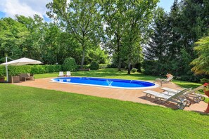 Villa Le Querce - Agrate, Lake Maggiore - NORTHITALY VILLAS Vacation rental