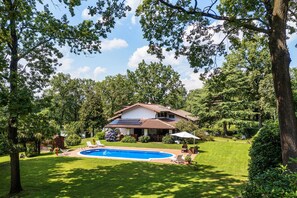 Villa Le Querce - Agrate, Lake Maggiore - NORTHITALY VILLAS Vacation rental