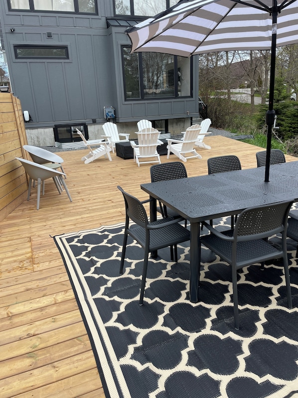 Brand new, relaxing outdoor space with lots of room to chill on your vacation