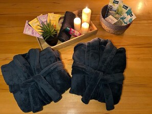 Bathroom amenities