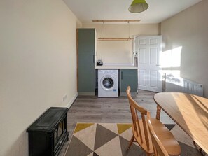 Dining room | Ballygroggan Cottage - Ballygroggan Farm, Machrihanish, near Campbeltown