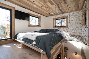 King Bed in loft