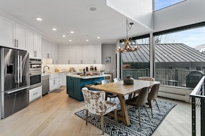 Indoors, Home Decor, Architecture, Building, Dining Room