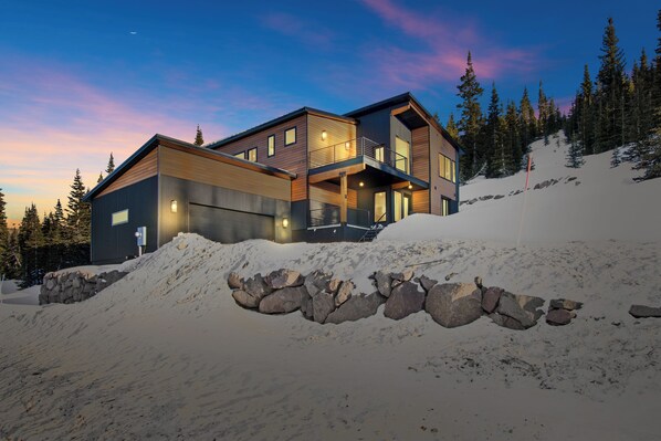 Inviting you to come explore and see the night skies from the multiple decks