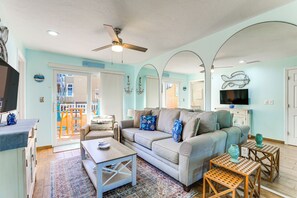 Living Area | Smart TV | Central A/C | Single-Story Unit