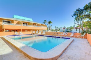 Community Pool | Coquina Beach Club