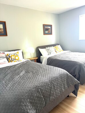 2 double beds