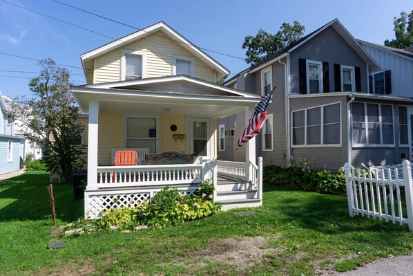 211 Sycamore