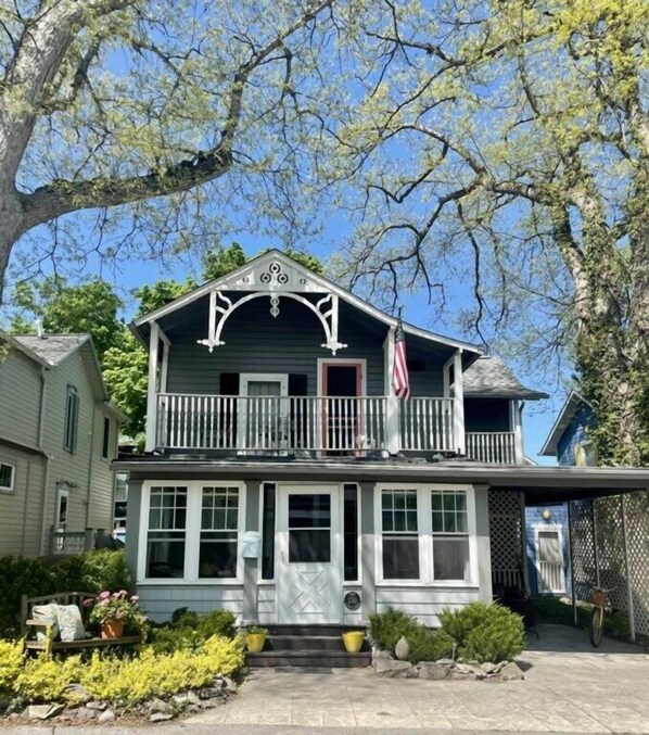 230SycamoreAvenue