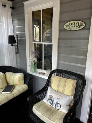 FrontPorch2