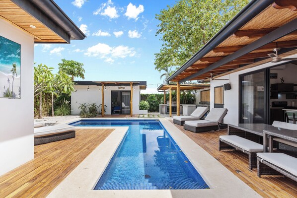 Pool/Patio