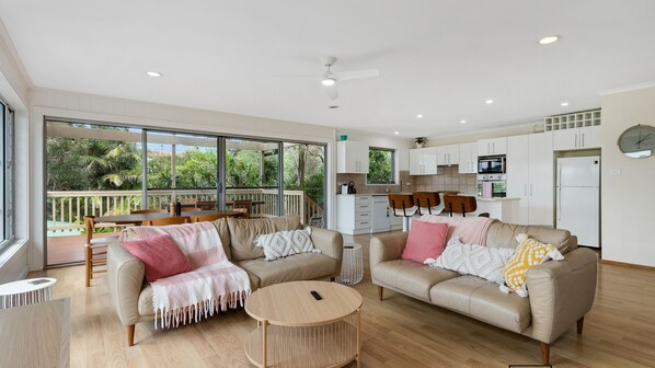 Open plan loungeroom