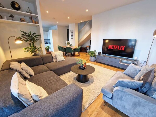 Catch all your favourite shows and Movies!