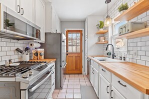 Full equipped kitchen!
