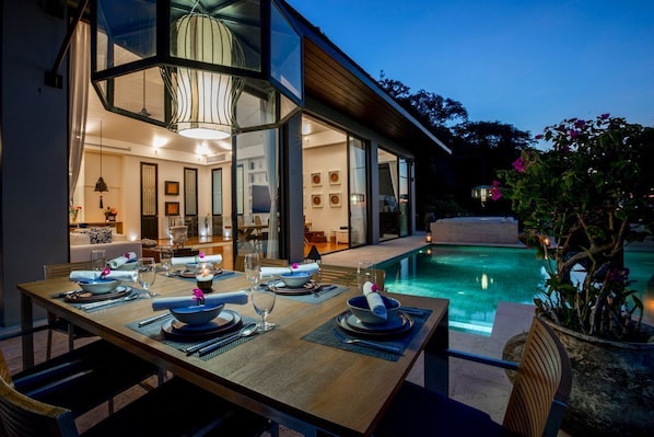 Outdoor dining