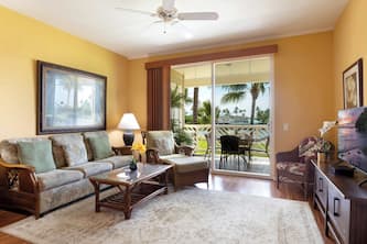 Fairway Villas | Lanai Overlook