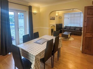 Dining Area | Hilltop Cottage, Paignton