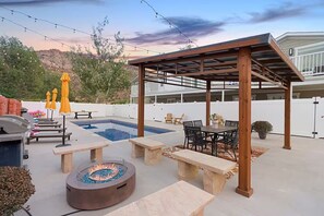 Shared backyard amenties are mixed with private amenties, see listing for detail