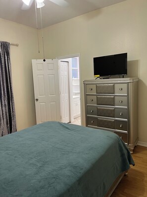 Private bedroom “A”