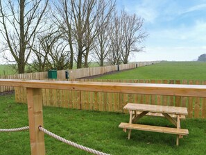 Outdoor | The Rams Rest - Shamrock Shepherds Huts, Kirby Misperton