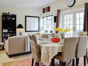 Dining Area | Fairylea Cottage, Fairylea Cottage