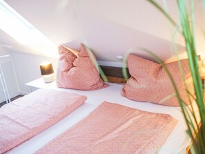 Bedroom, Furniture, Bed, Interior Design, Bedding, Cushion, Bed Sheet, Linens, Throw Pillow, Textile