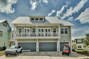 Exterior: On-site parking for 1 car in the driveway (no street parking)