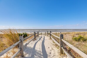 Strand