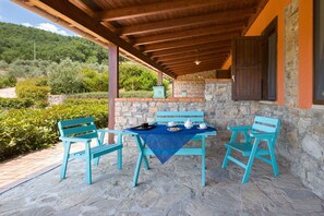Autumn, Balcony / Terrace / Patio, Spring, Summer