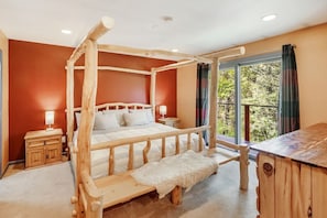 Primary Bedroom with King Bed and En Suite Bathroom