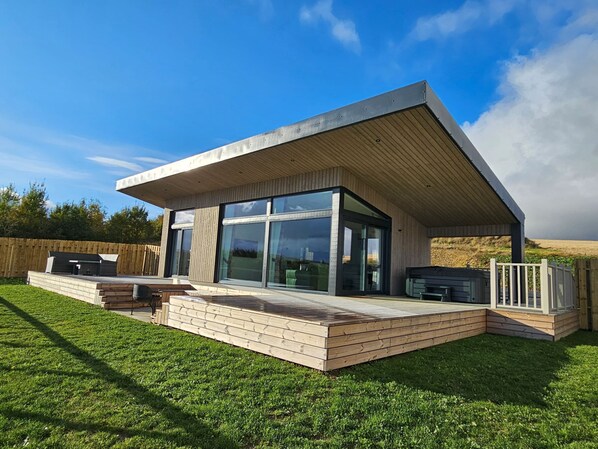 The exterior of Deveron Lodge, Aberdeenshire