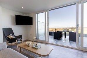 Living room at 1 Beachview, Crantock, Cornwall, self catering with Beach Retreats.