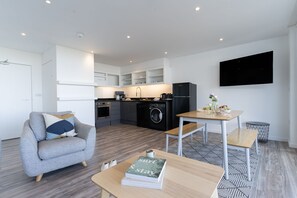 Kitchen 3 Beachview, Crantock, Cornwall, self catering with Beach Retreats.