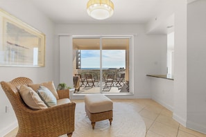 Welcome to Minorca Paros 402