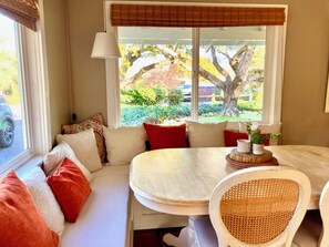 Dining corner, seats 8.