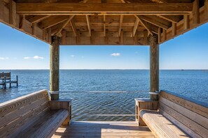 Salt & Lighthouse, Corolla OBX by Rather Be Properties