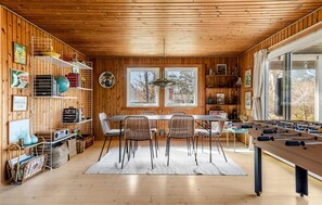 Spielezimmer