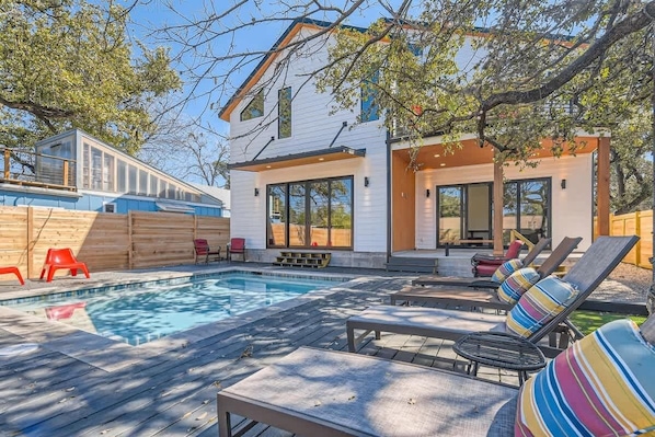 Dive into relaxation! Our sparkling pool is the perfect oasis for sunny afternoons and starlit swims.