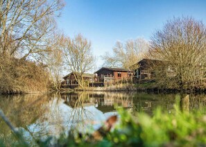 Lake View Lodge (Pet) - Fairwood Lakes Holiday Park, Westbury