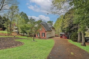 4+ car driveway