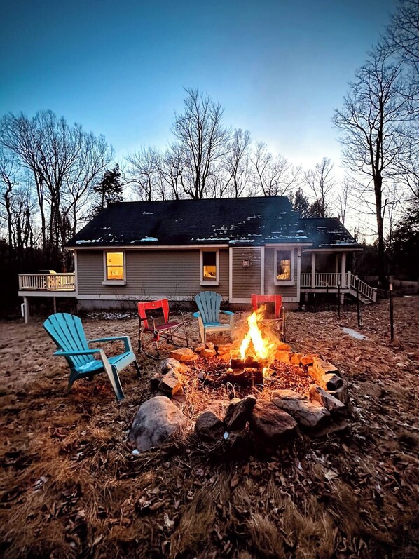Enjoy hanging out at this fire pit!