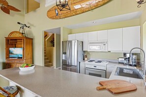 Well-equipped Kitchen for easy meal prep