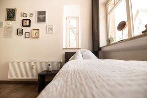 Verdunklungsmöglichkeiten mit Gardinen für einen guten und tiefen Schlaf