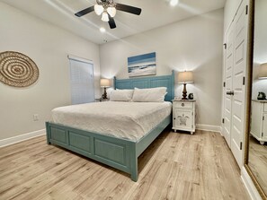In-law-suite master bedroom