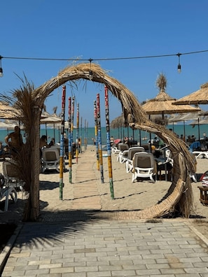 Strand