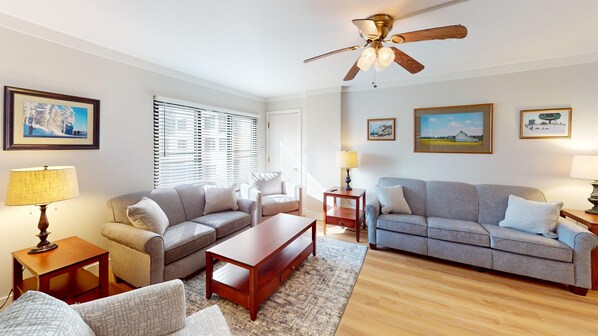Home Decor, Coffee Table, Furniture, Table, Indoors