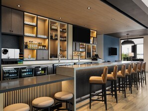Bar (en la propiedad)